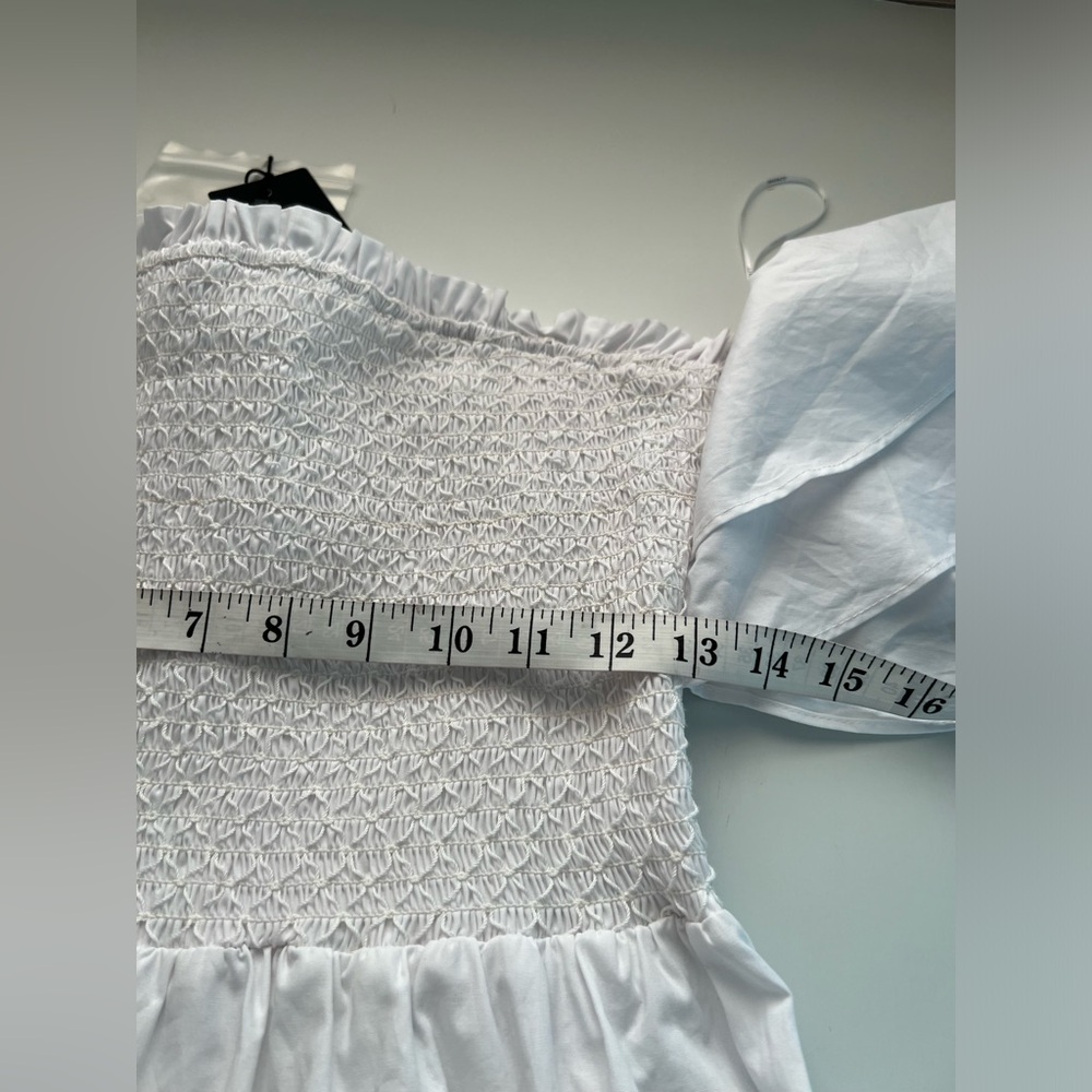 NWT Elliatt Sz L Lavinia Dress White Mini Off Shoulder Ruffle Smocked Revolve - Picture 16 of 16